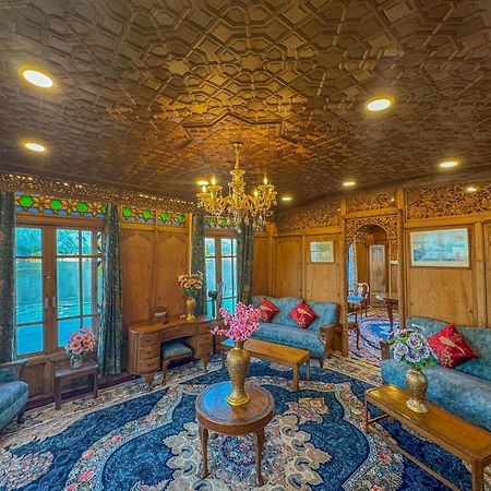 Peacock Houseboats Hotel Srinagar  Bagian luar foto